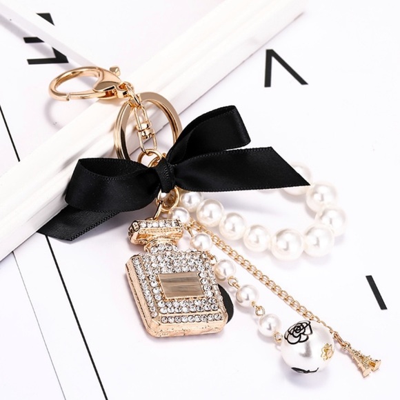PARFUM BOTTLE KEYCHAIN - Picture 1 of 2